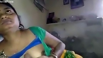 A Desi Village Bhabhi With His Wife Gives A Blowjob And Handjob.