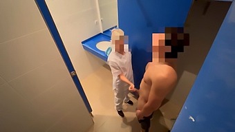 I Get Caught Jerking Off At The Gym And Get A Blowjob From The Cleaning Lady