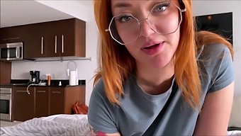 Blowjob And Cumshot From Big Ass Babe In Hd Video